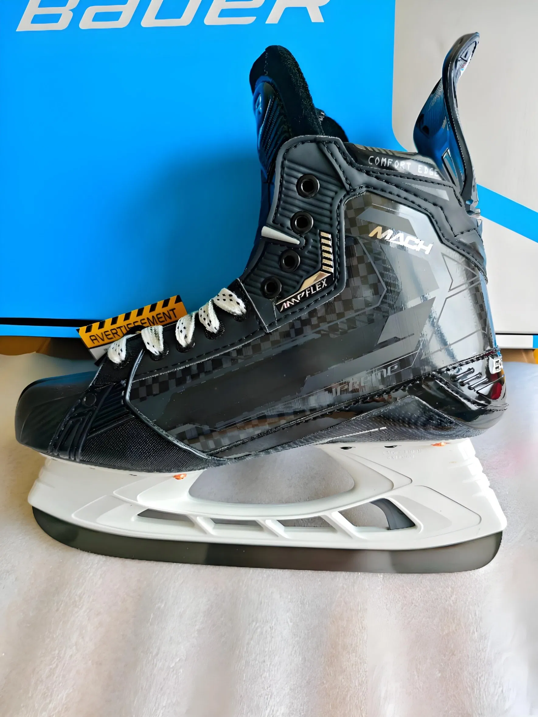 Strong Protective Ultralight Breathable Durable Professional Ice Hockey Skates