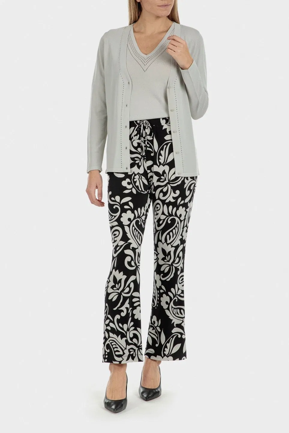 Women&prime;s Pointelle Long Sleeve Button up Cardigan Sweater