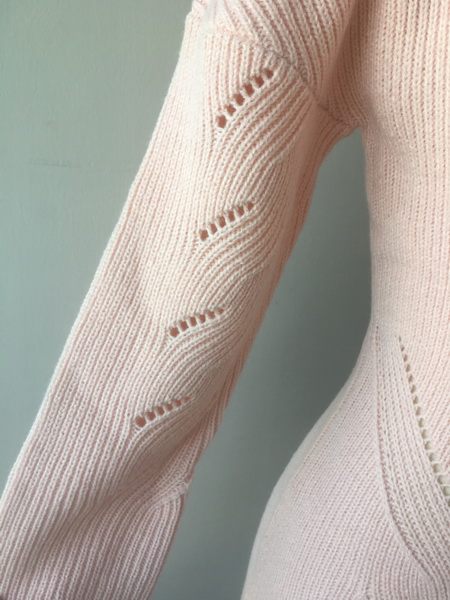 Wholesale 100%Acrylic Ladies&prime; S Knit Long Sweater