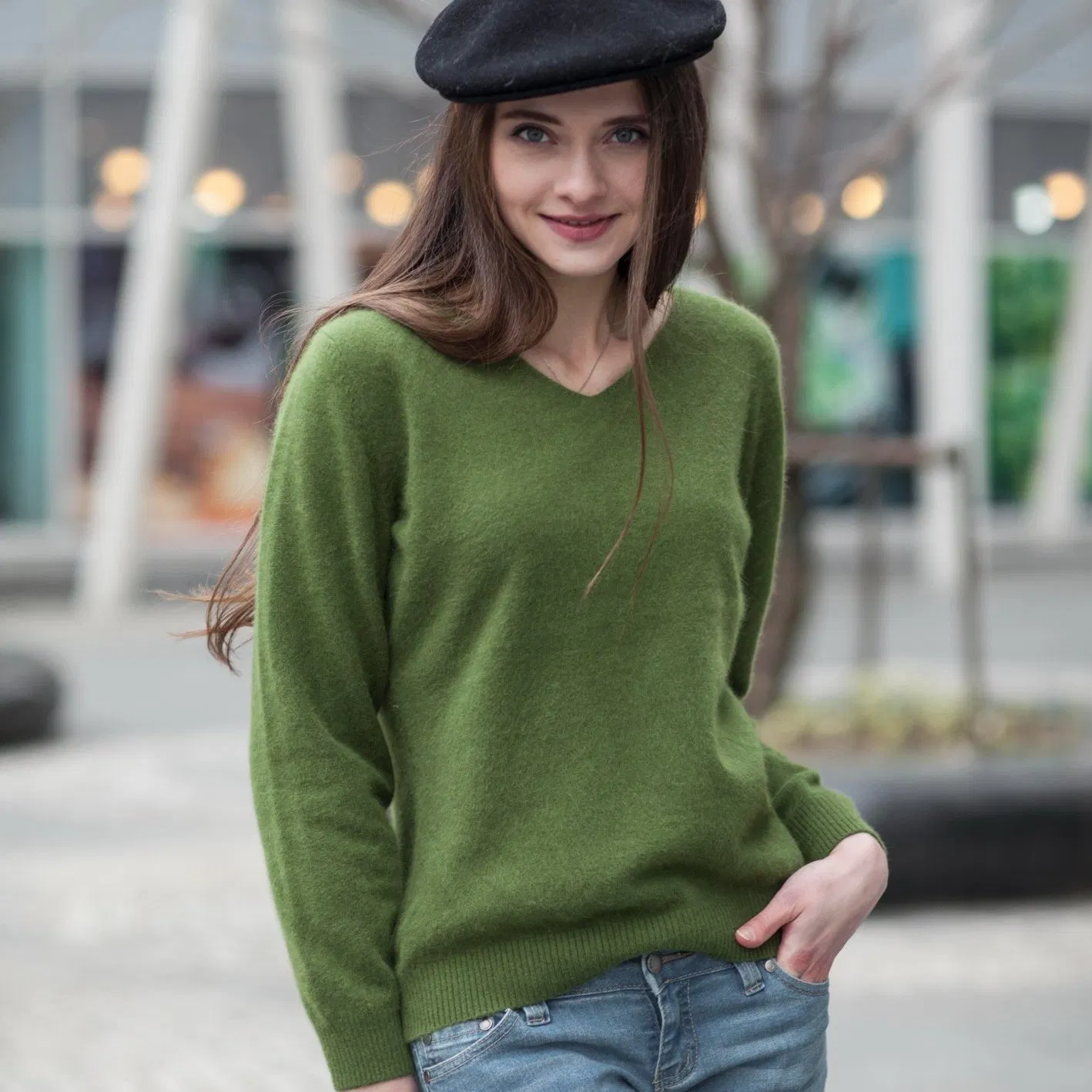 Ladies V Neck Women′s Cashmere Knitting Pullover Sweater (1500002068)