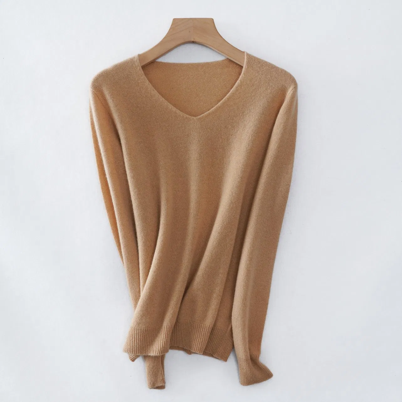 Hot-Sale Ladies Classic All Season Seamless Lightweight V-Neck Knitted Pullover Cashmere Sweater
