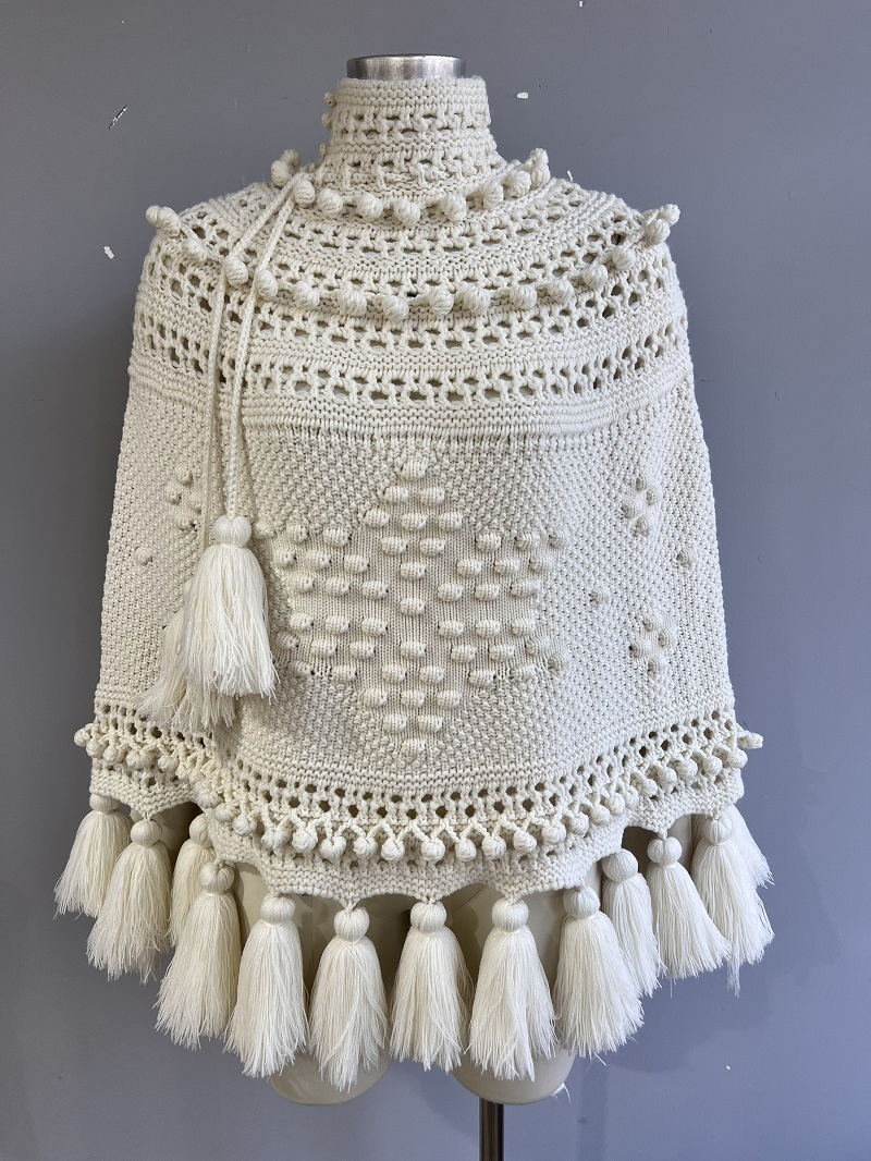 Fashion Crochet Women′s Poncho Knitted Sweater Clothing with Pointelle Design