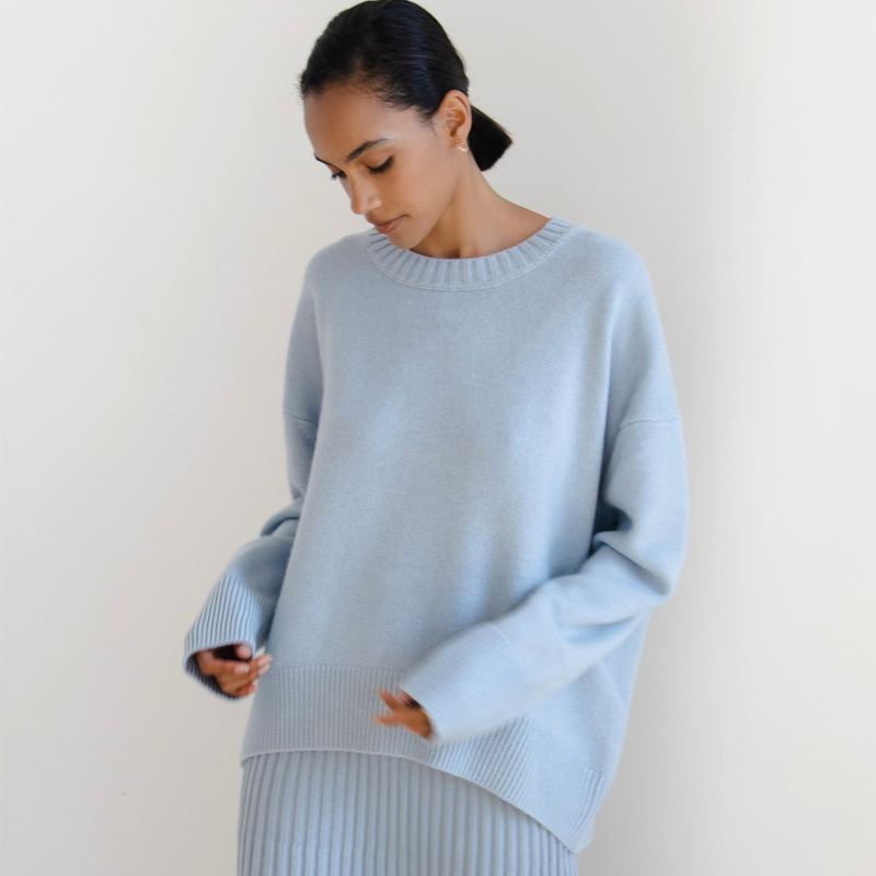 Wholesale Casual Women&prime;s Pure Color Round Neck Viscose Sweater, Round Neck Loose - Style Viscose Sweater for Ladies