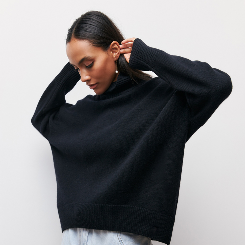 Cozy Oversized Viscose Fiber Turtleneck Sweater with Ribbed Texture, Viscose Fiber Turtleneck Sweater with Stylish Ribbed Design, No MOQ