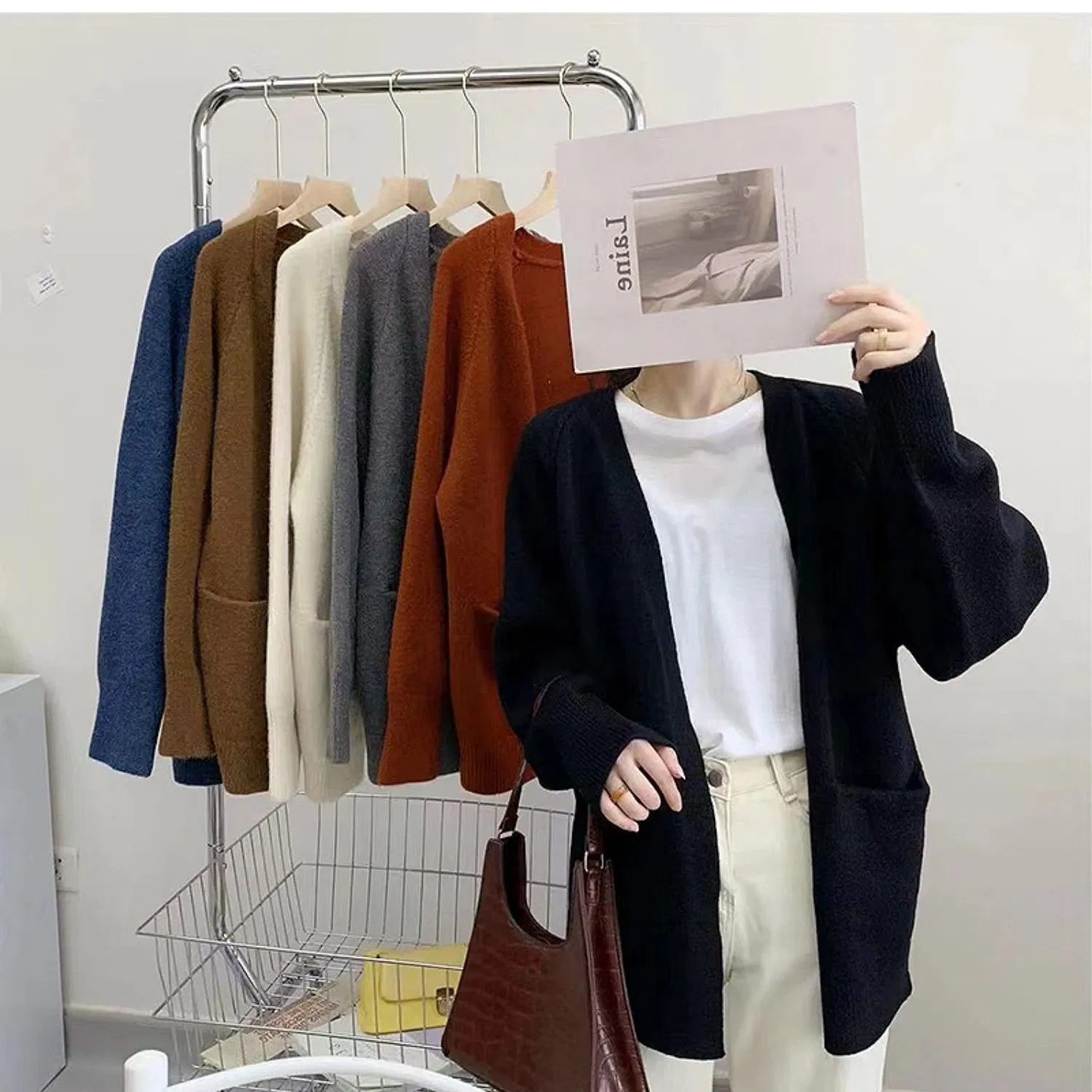 Nnr Solid Cable Knit V Neck Button Through Women&prime;s MIDI Cardigan Sweater for Lady