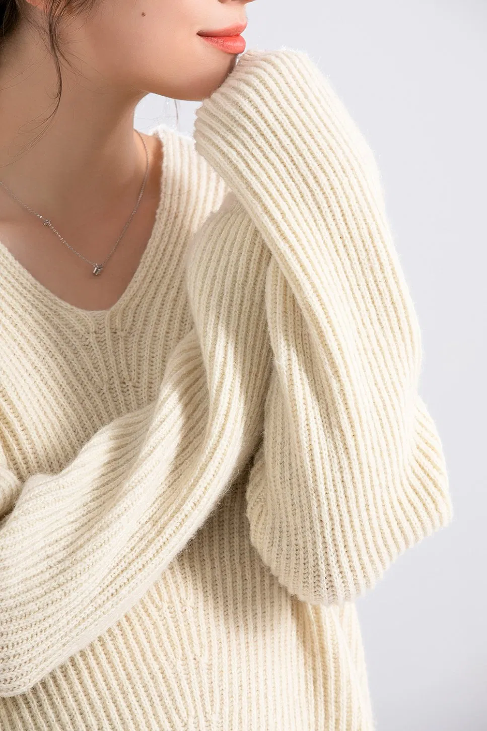 2025 Hot Sale V Neck Wool Leisure Loose Pullover Sweater Jumper for Women