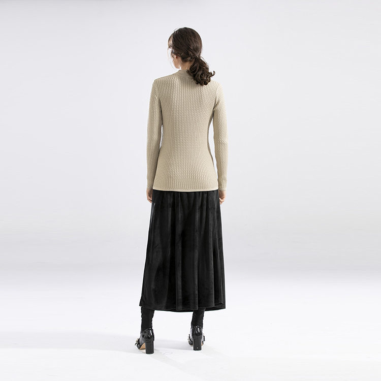 Women&prime;s Pullover Sweater - Durable Yarn Dye with Anti Pilling Feature