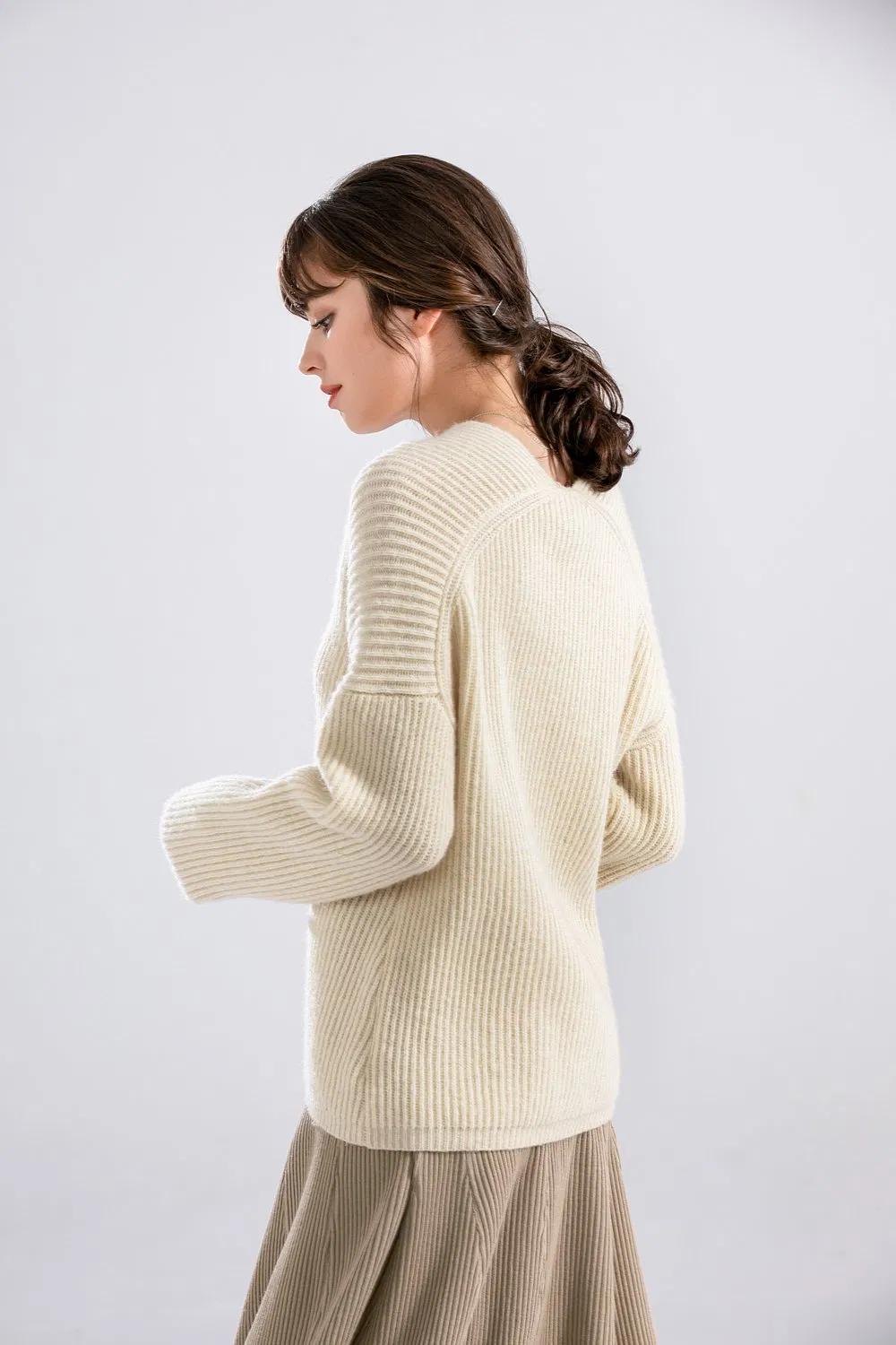 2025 Hot Sale V Neck Wool Leisure Loose Pullover Sweater Jumper for Women