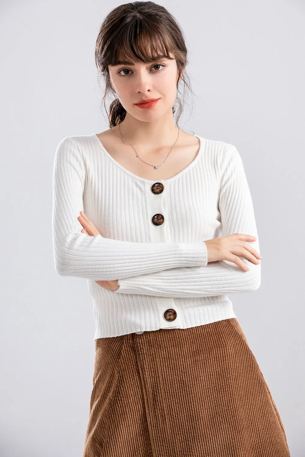 Hot Sale New Fashion High Quality Scoop Neck Ivory Cardigan Button up Fit Autumn Sweater
