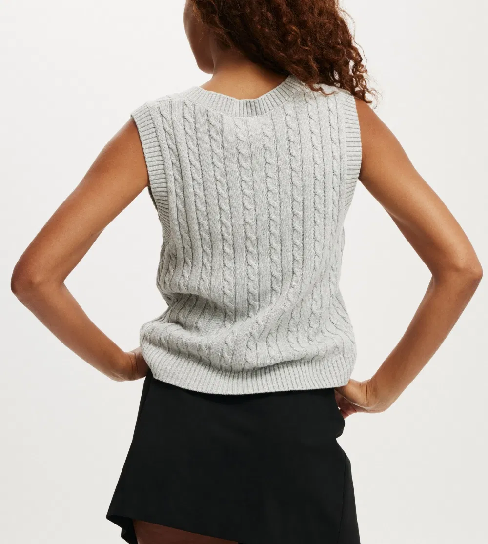 Stylish Women&prime;s Cable Knit V-Neck Sweater Tank Top