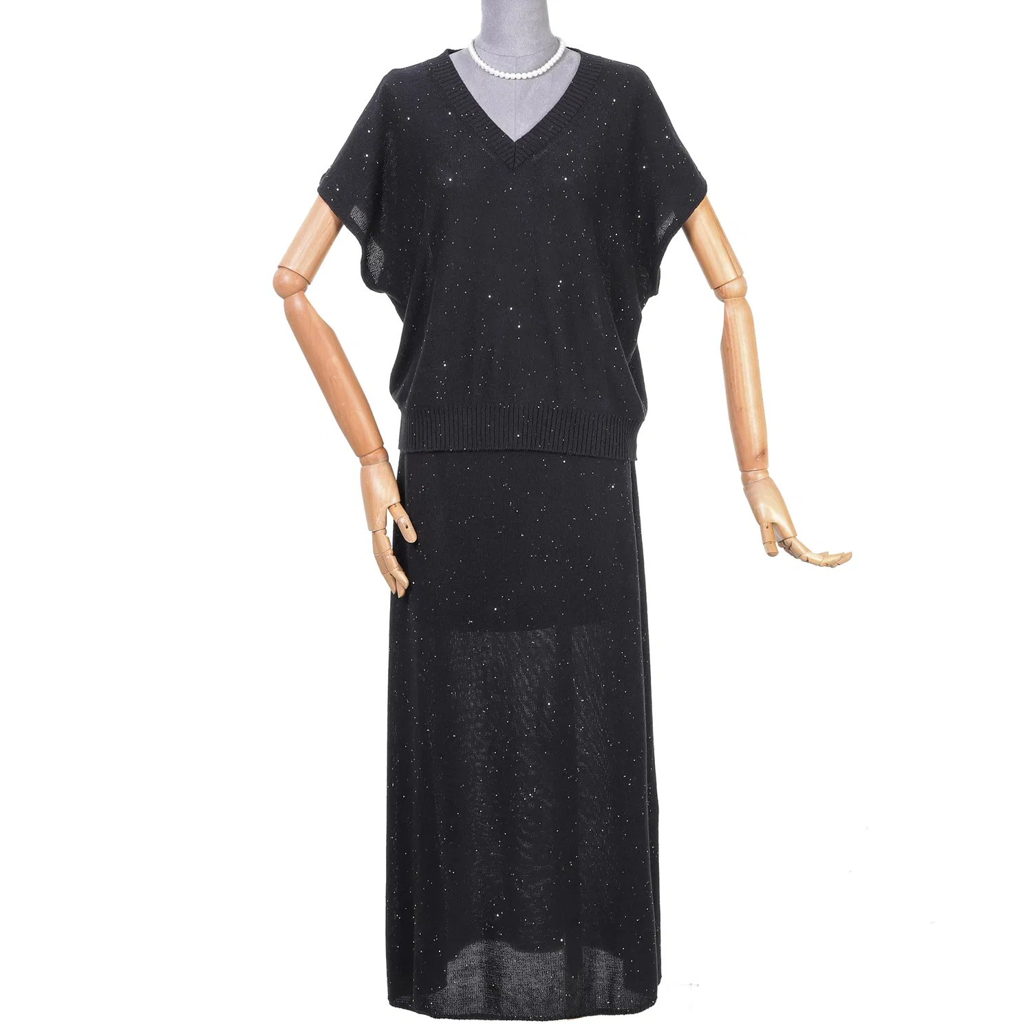 Fashion Knitted Black Short Sleeve and Skirt Sequin Set for Women Sweater