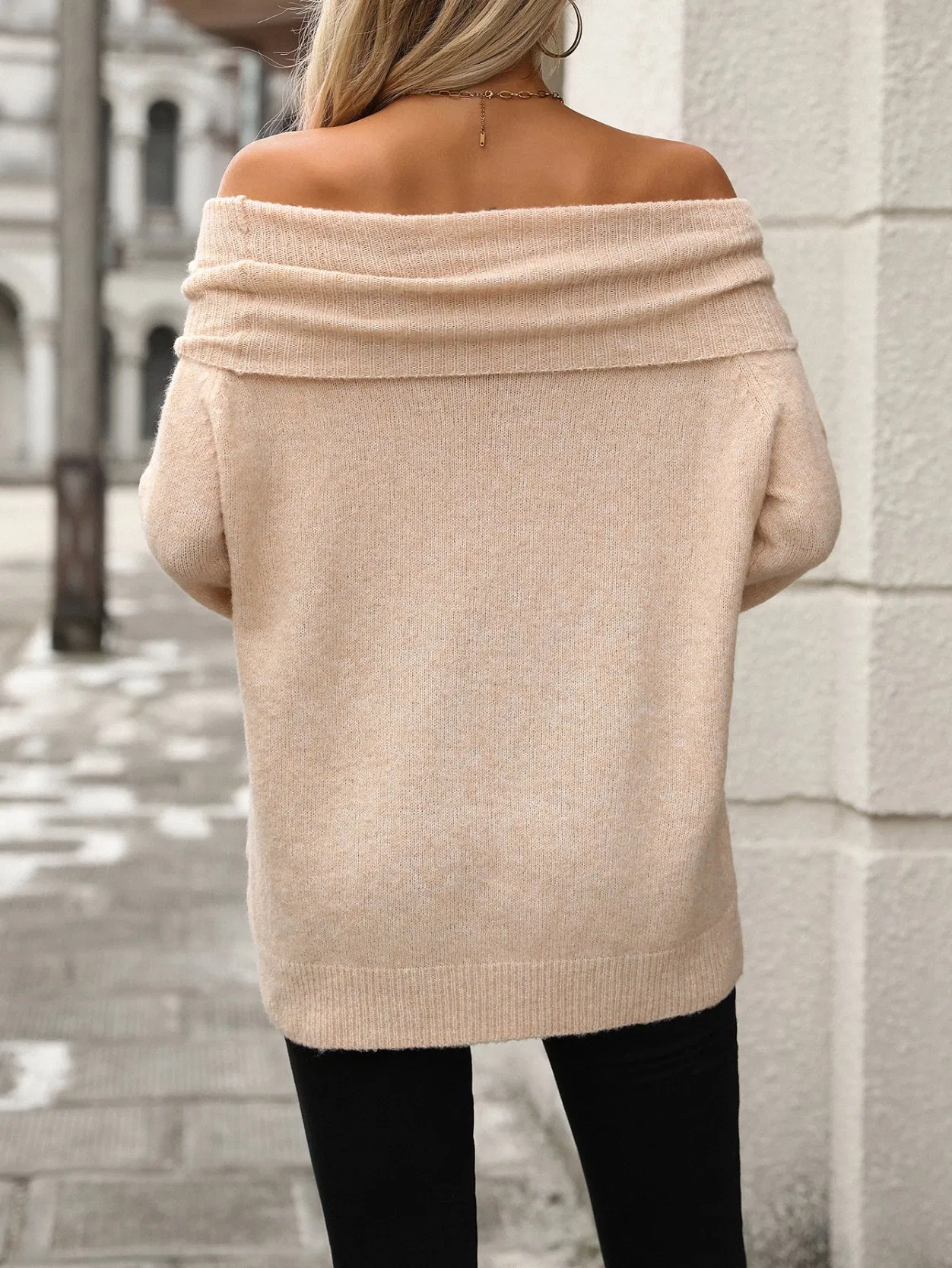 Elegant Ladies Big Collar Knit Sweater for Casual Outfits
