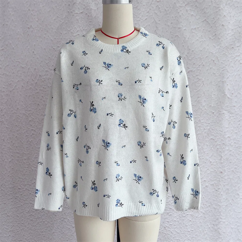 New Fashion Sweater Lady Round Neck Knit Sweater