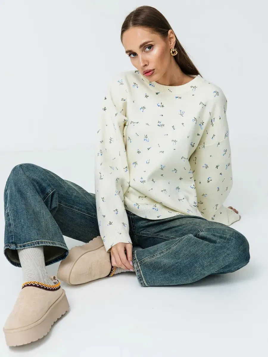 New Fashion Sweater Lady Round Neck Knit Sweater