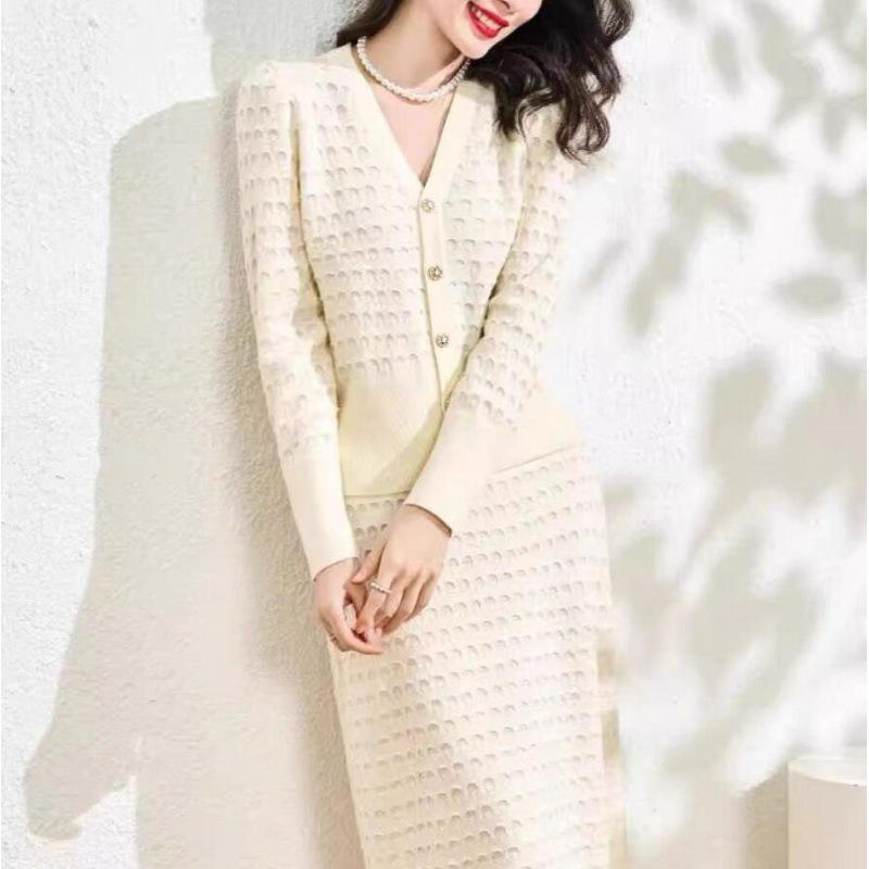 Elegant Hooked Flower Sweater with Matching Half Skirt