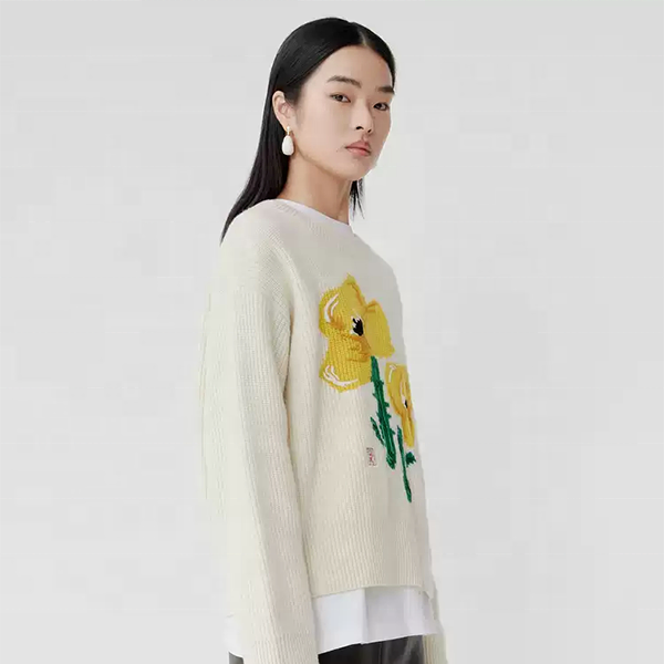 Stylish Embroidered Sweater for Fall and Winter Fashion