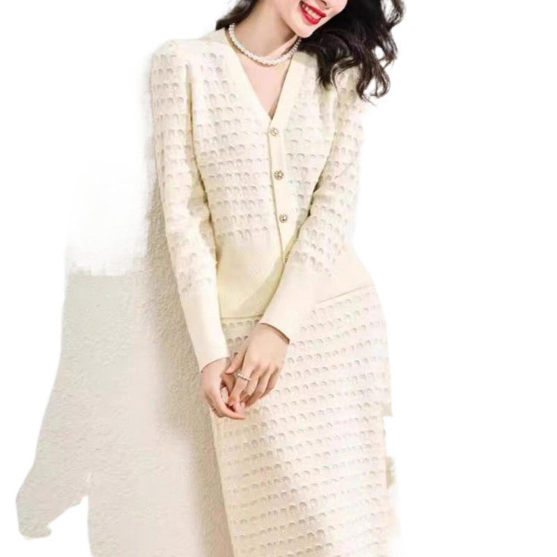 Elegant Hooked Flower Sweater with Matching Half Skirt
