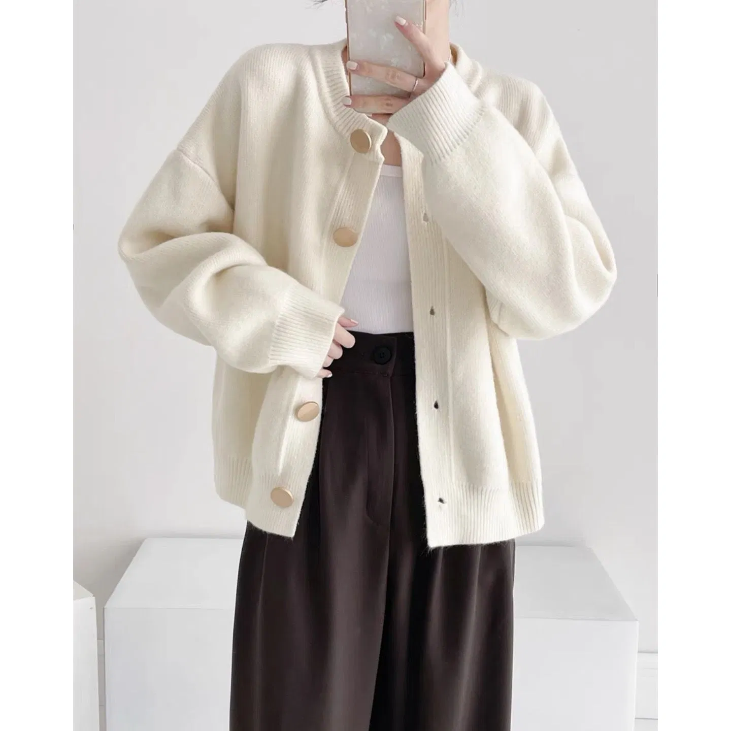 Custom Women Sweater Knitting Cardigans Spring Autumn Short Style Knit Coat Ladies Long Sleeve V Neck Button Casual Female Top Cardigan