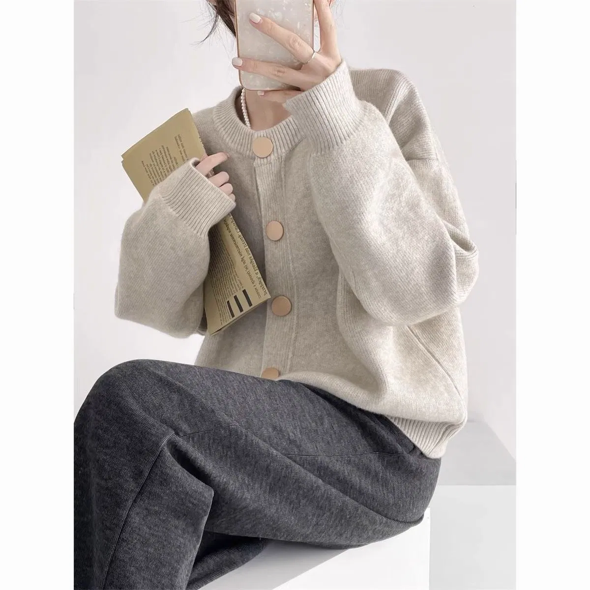 Custom Women Sweater Knitting Cardigans Spring Autumn Short Style Knit Coat Ladies Long Sleeve V Neck Button Casual Female Top Cardigan