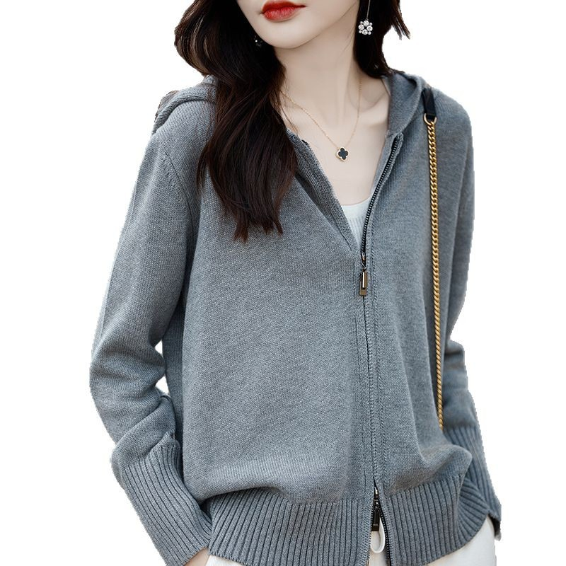 Custom Pattern Embroidery Logo Casual Wool Cashmere and Silk Short Solid Color Knit Standard Sweater Cardigan Women Product