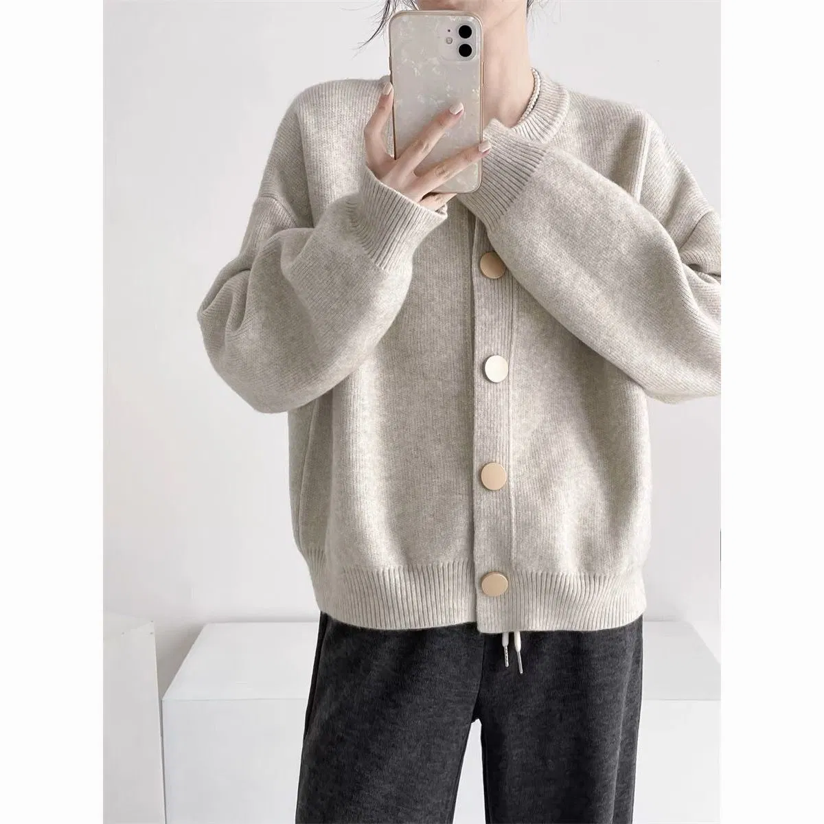 Custom Women Sweater Knitting Cardigans Spring Autumn Short Style Knit Coat Ladies Long Sleeve V Neck Button Casual Female Top Cardigan