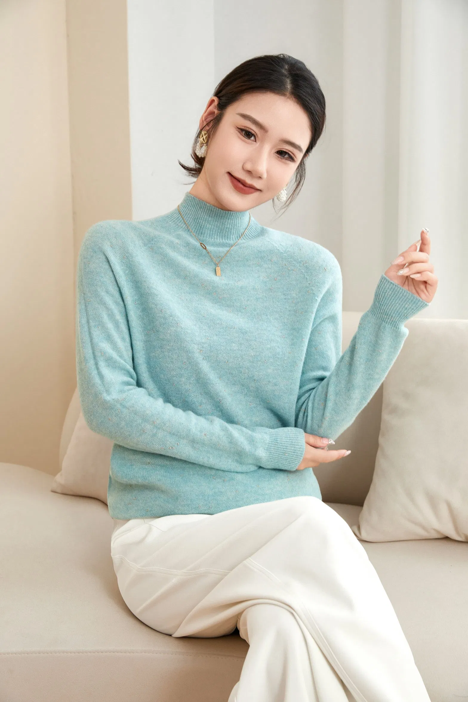 Women&prime;s Roundneck Jumper Ultra Soft Sweater - Premium 91% Wool and 9% Lurex