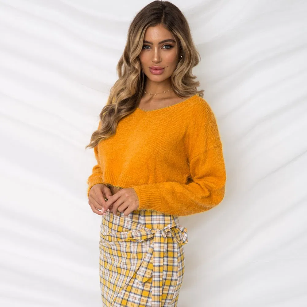 Women&prime;s Autumn Winter Fashion Rabbit Sweater Long Sleeved Loose Solid Color Plus Size Pullover V Neck Open Back Knit Sweater Bottoming Shirt