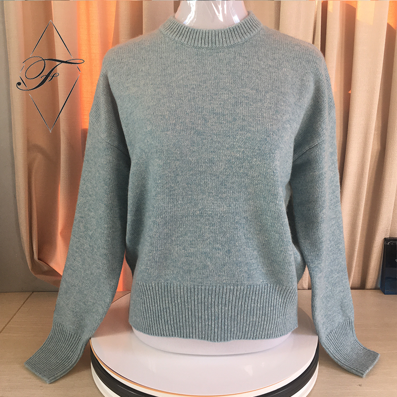 High Quality Cashmere Knitted Women&prime;s Long Sleeve Sweaters.