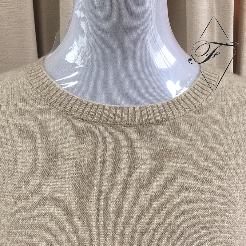 Factory Direct Sale Women&prime;s Sweaters Cashmere Sweater Knitted Sweater Women Women&prime;s Official Wear.
