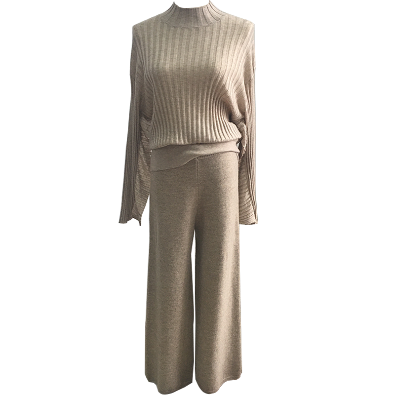 Fashion Design Cashmere Wool Knitting Pants with Side Pockets.