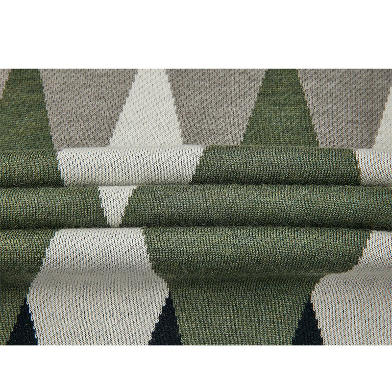 Men&prime;s Crewneck Loose Knitted Pullover Contrast Colour Jacquard design Sweater