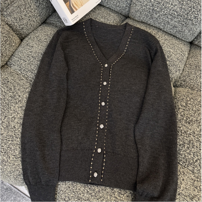 Wholesale Price Leader 31% Wool 40% Chinlon 28% Acrylic Fibers Fashion Sweater