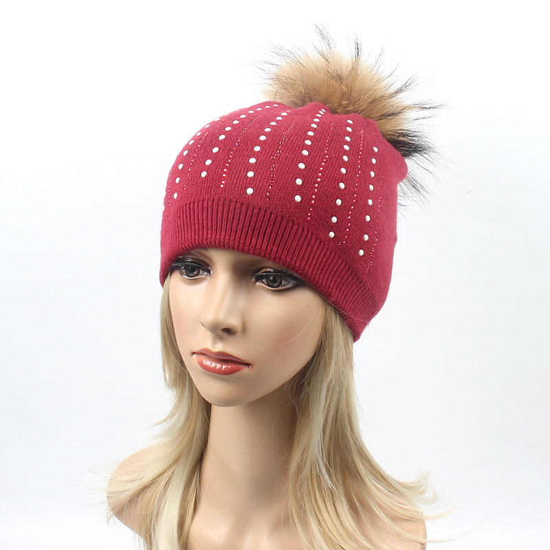 Custom Fashion Knitted Beanie POM POM Hat with Beading