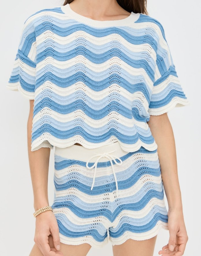 MID-Weight Super-Stretch Knit Wave Pattern Crew Neck Women′s Short Sleeves Crochet Top