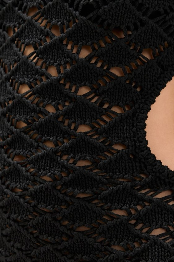 Elegant Open Back Long Sleeve Crochet Beach Coverup Dress with Boat Neck