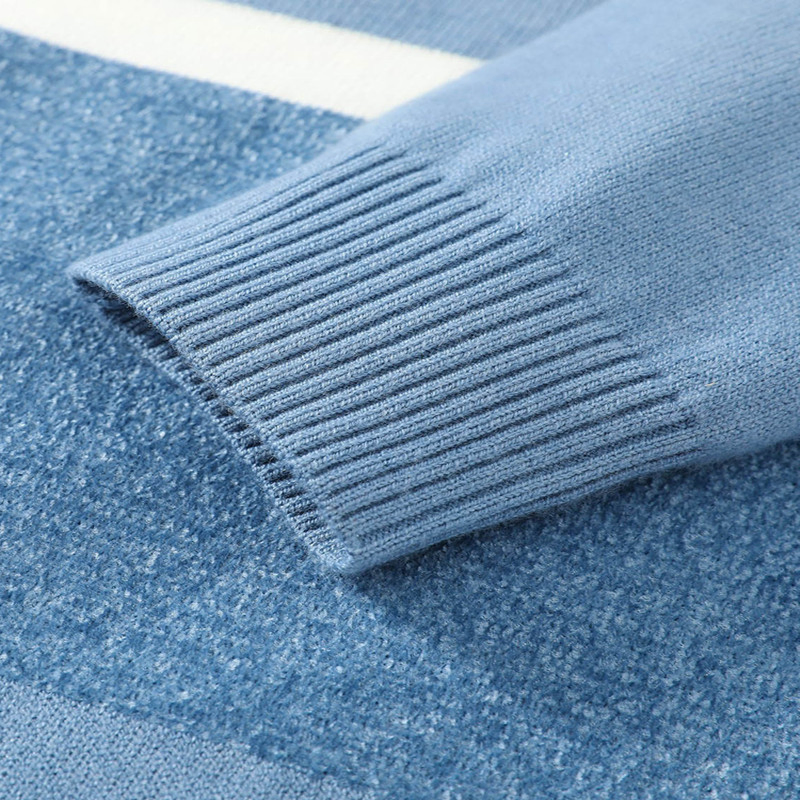 Men&prime;s High - Quality Long - Sleeved Knitted Pullover for Autumn and Winter. It Features Color - Blocking, Double - Collar Design, and a Fake Two - Piece Style.