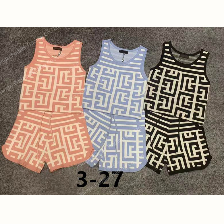 Women Custom Clothing Ladies 2 Piece Short Pant Cardigan Set Women Fashion Knitted Vest Pant Set Women Sweater