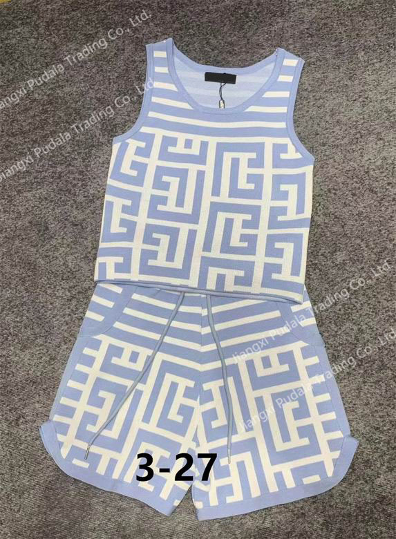 Women Custom Clothing Ladies 2 Piece Short Pant Cardigan Set Women Fashion Knitted Vest Pant Set Women Sweater