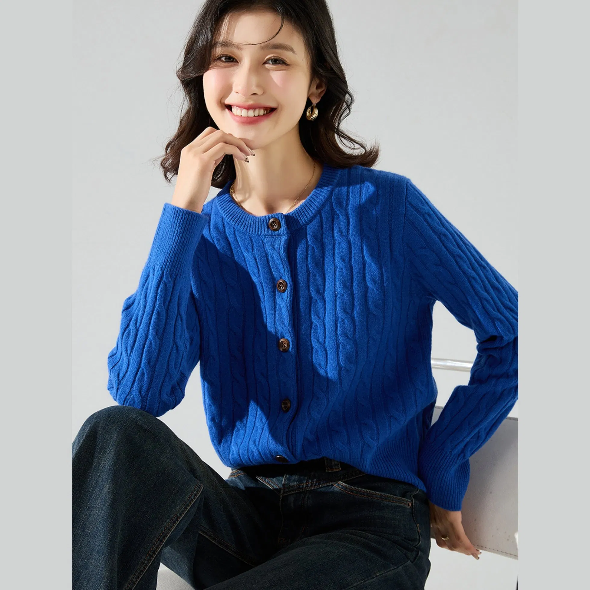 25 Autumn New Knit Loose Fashion Women&prime;s Cardigan - Cable Stitch Cropped Top