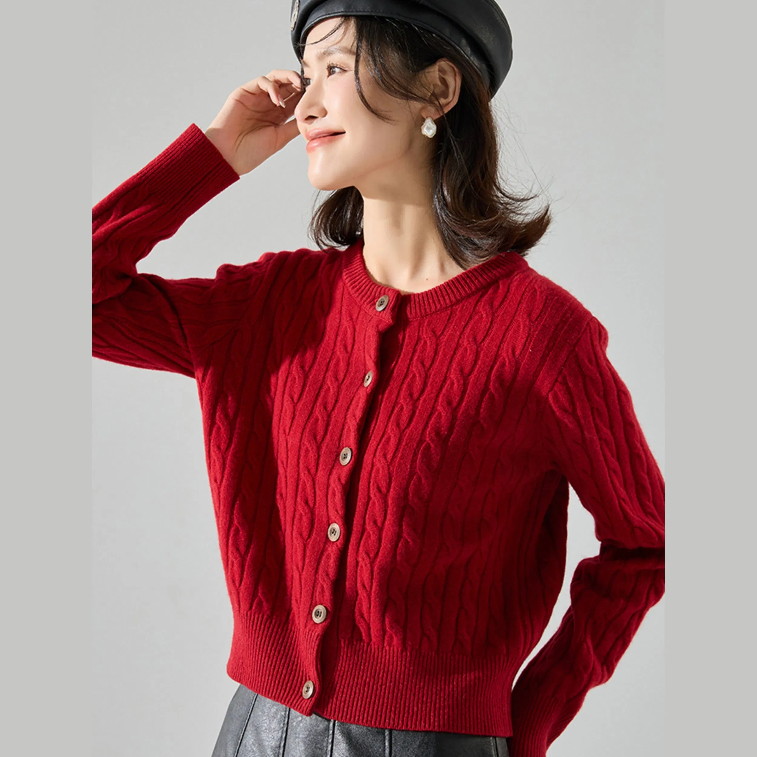 25 Autumn New Knit Loose Fashion Women&prime;s Cardigan - Cable Stitch Cropped Top