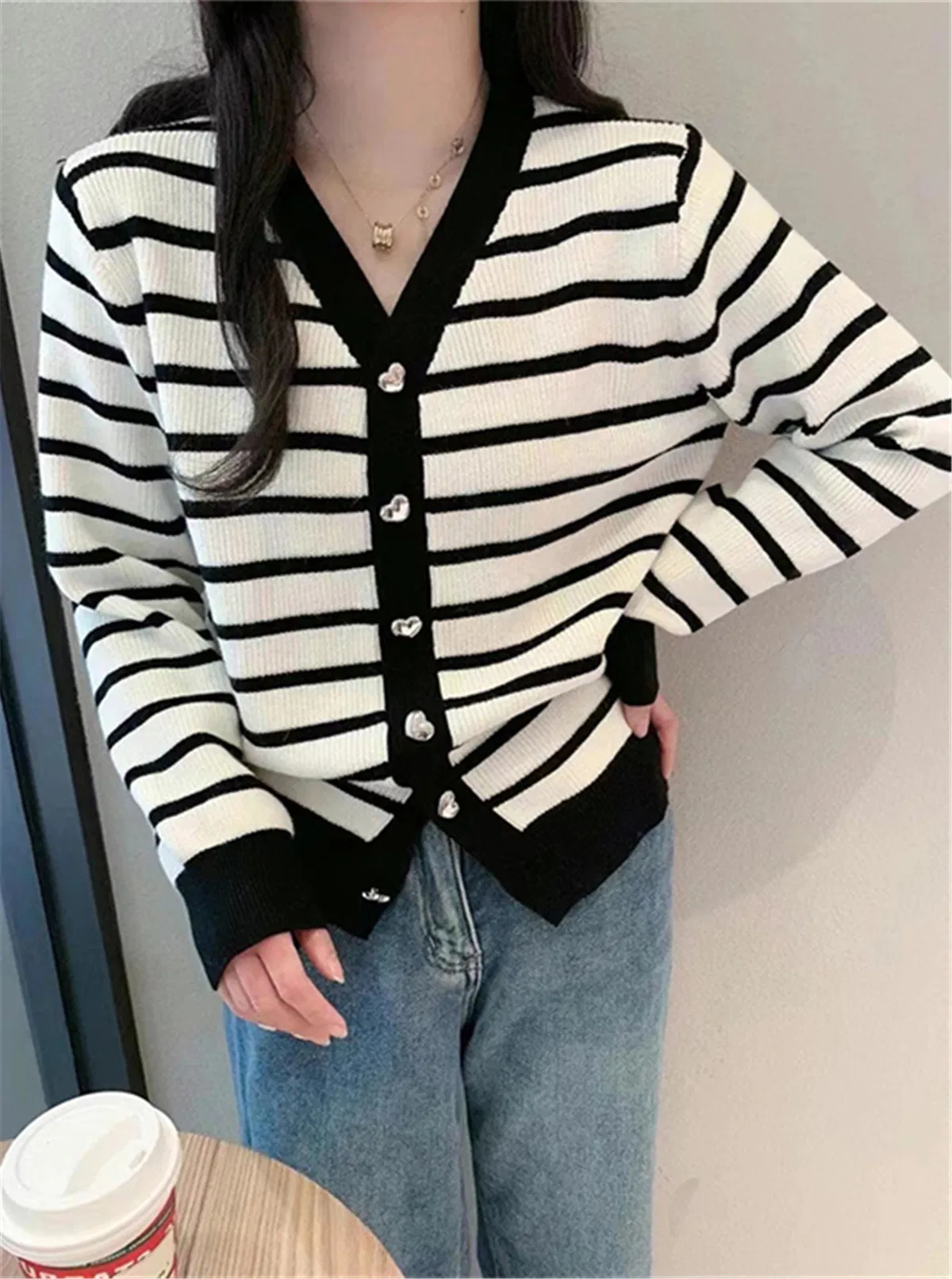 Women&prime;s Striped Contrast Knit Heart Button Loose Cropped Sweater