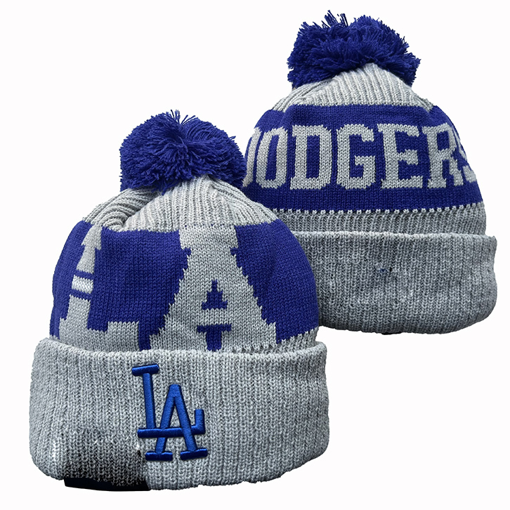 Custom Logo Team Beanie Wholesale Designer Adult Acrylic Warm Knit Beanie Man 3D Embroidery Hunting Winter Hats