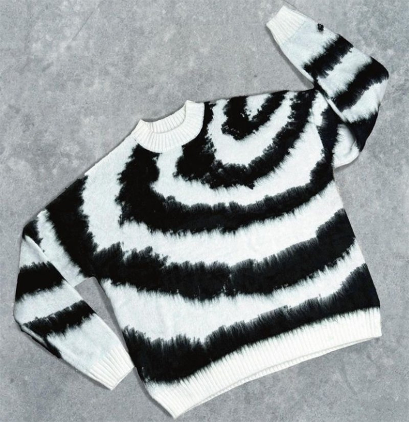 Knitwear Manufacturer Custom Crew Neck Streetwear Blue Jacquard Design Fuzzy Mohair Pullover Knit Men&prime;s Sweaters