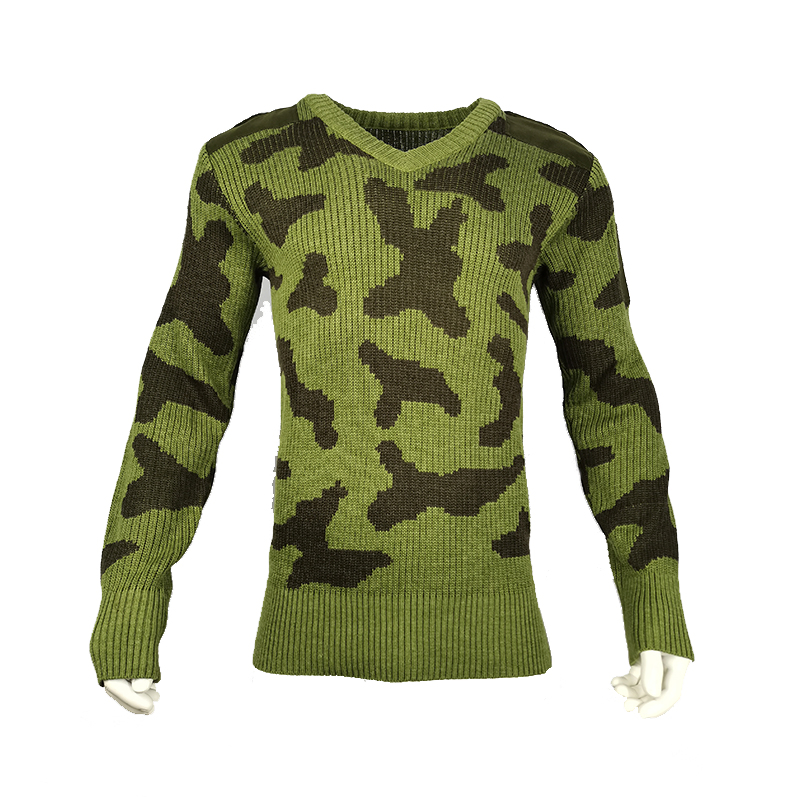 2023 Yuemai New Design High Customize Outdoor Men&prime;s V-Neck Warm Wool Tactical Pullover Sweater