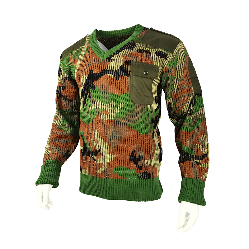 Men&prime;s Sweaters Anti-Shrink Tactical Style Woodland Camo Long Sleeve Wool Acrylic Soft Thermal Knitted Sweater V-Neck Commando Sweater