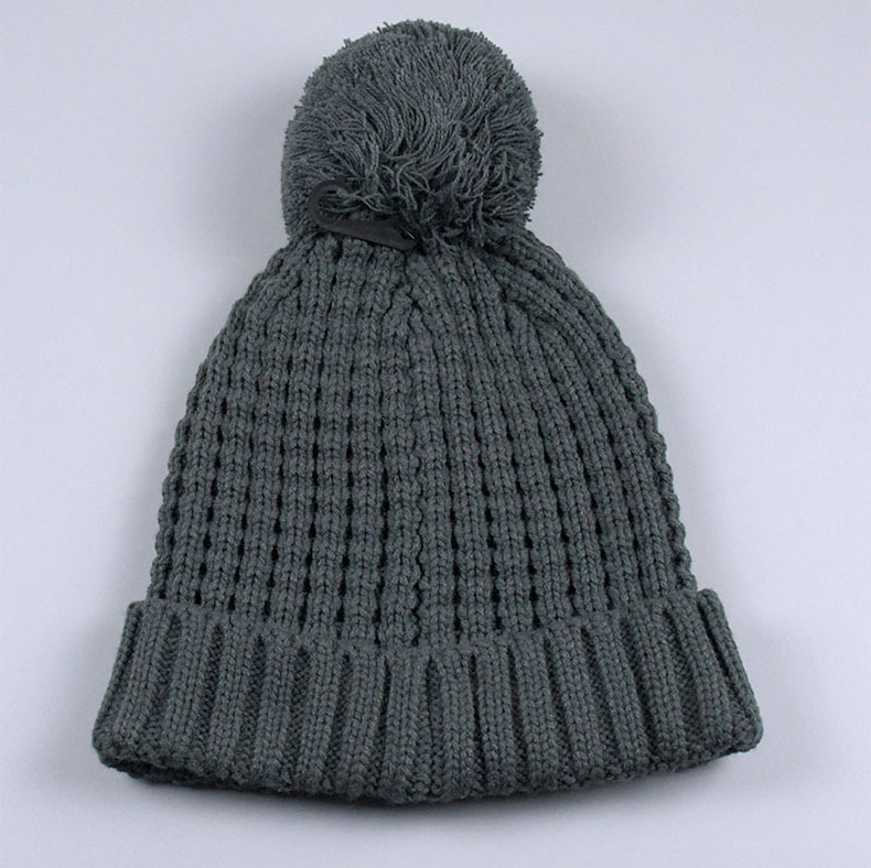 Popular Acrylic Winter Knitted Beanie Folded Edge with POM-POM