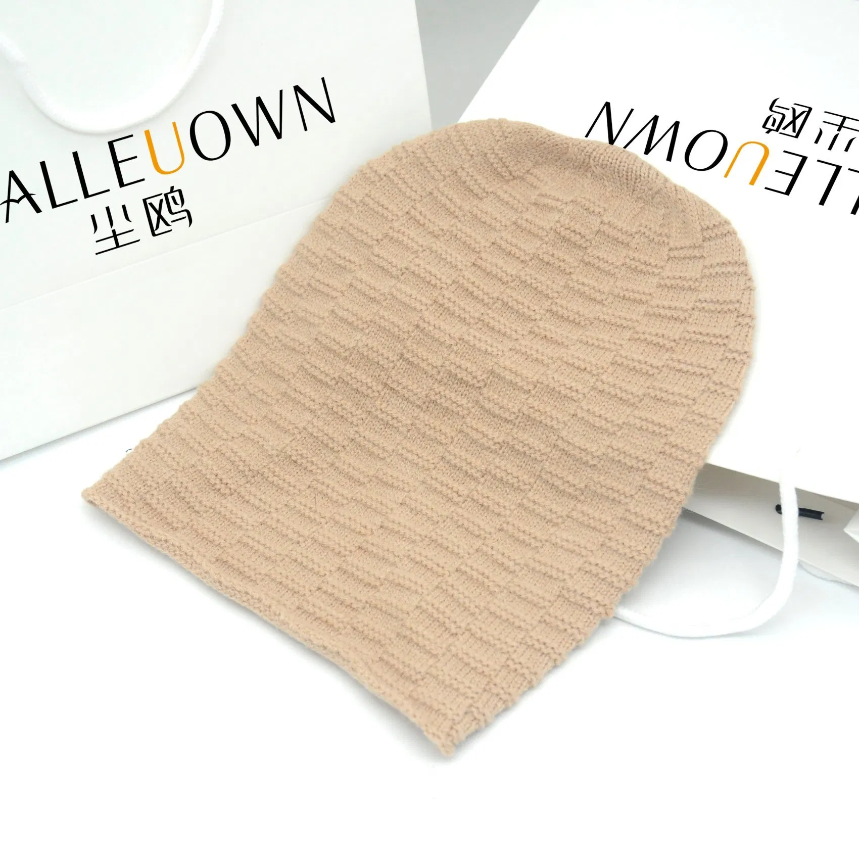 Wholesale Unisex Custom Logo Knitted Warm Soft Acrylic Plain Winter Slouchy Beanie Hat