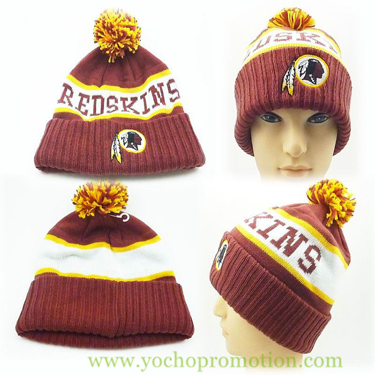 Women′ S 100% Acrylic Jacquard Cuff Beanie Knitted Hat with Top Ball