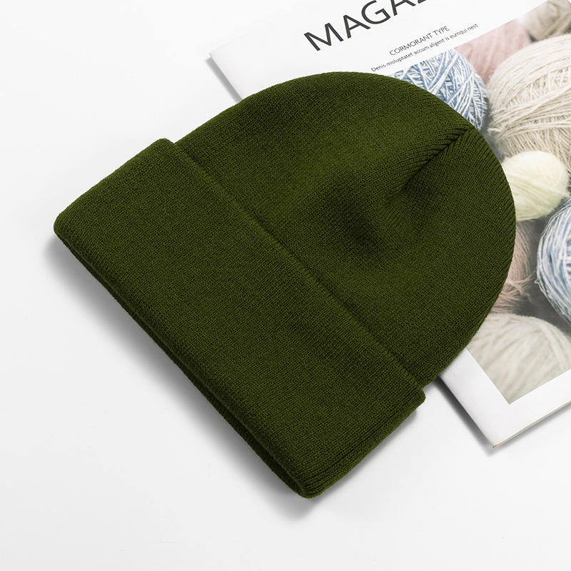 Custom Fashionable Embroidery Logo Solid Color Warm Winter Beanie Knit Hat