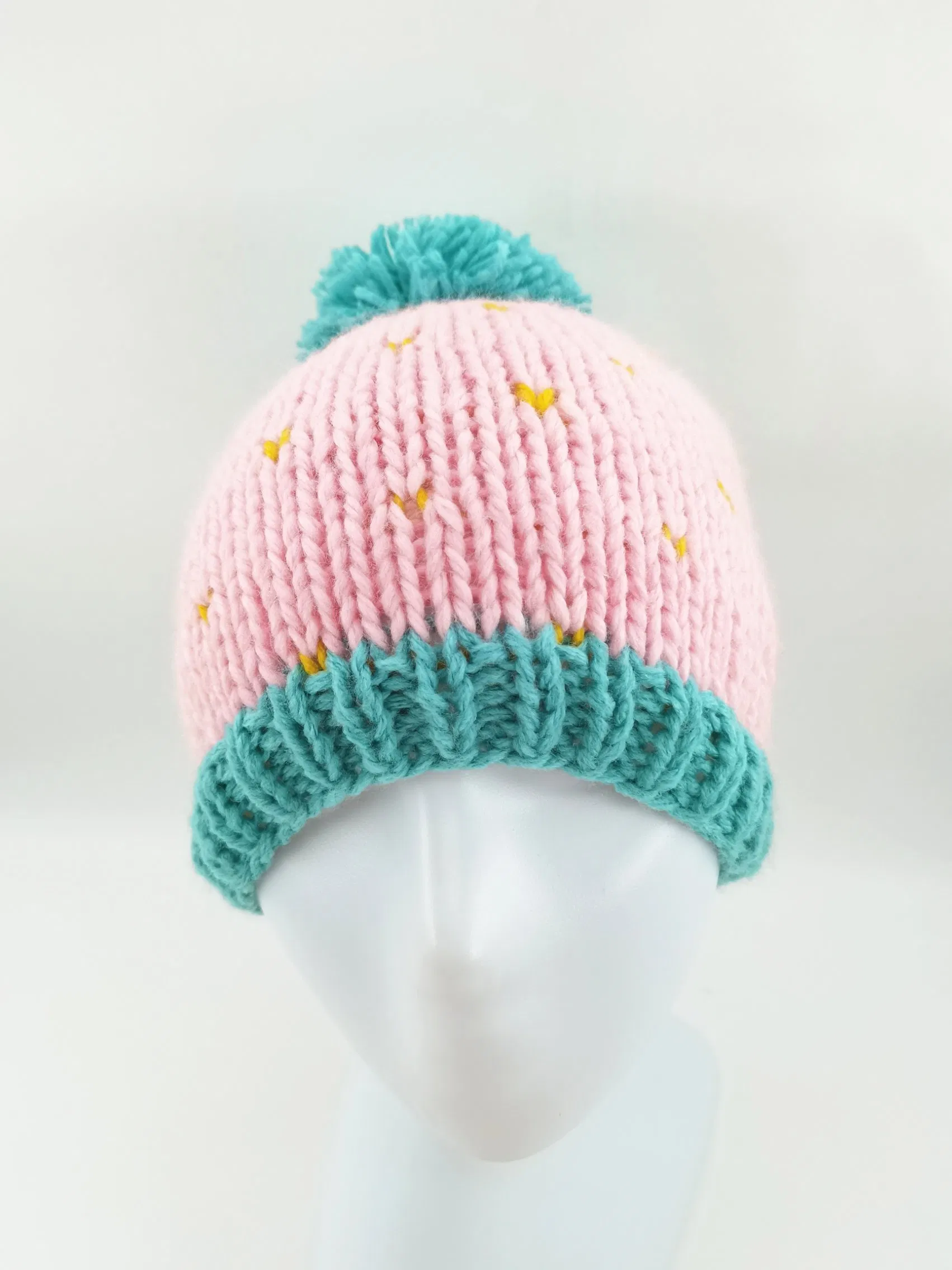 Custom Logo Acrylic Yarn Knitted Beanie